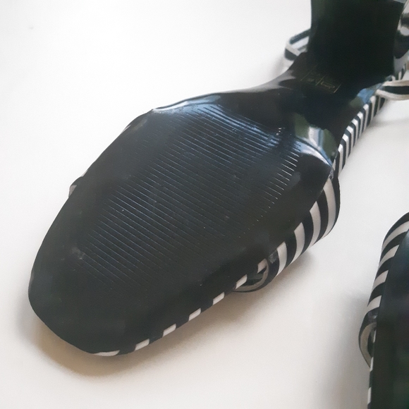 Sandals With Straps Low Block Heeled Square Toe - Picture 8 of 11